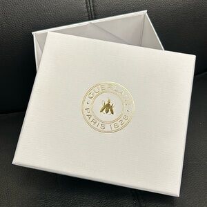 GIVEAWAY!!!—-😍Mystery Beauty bundle! Large size